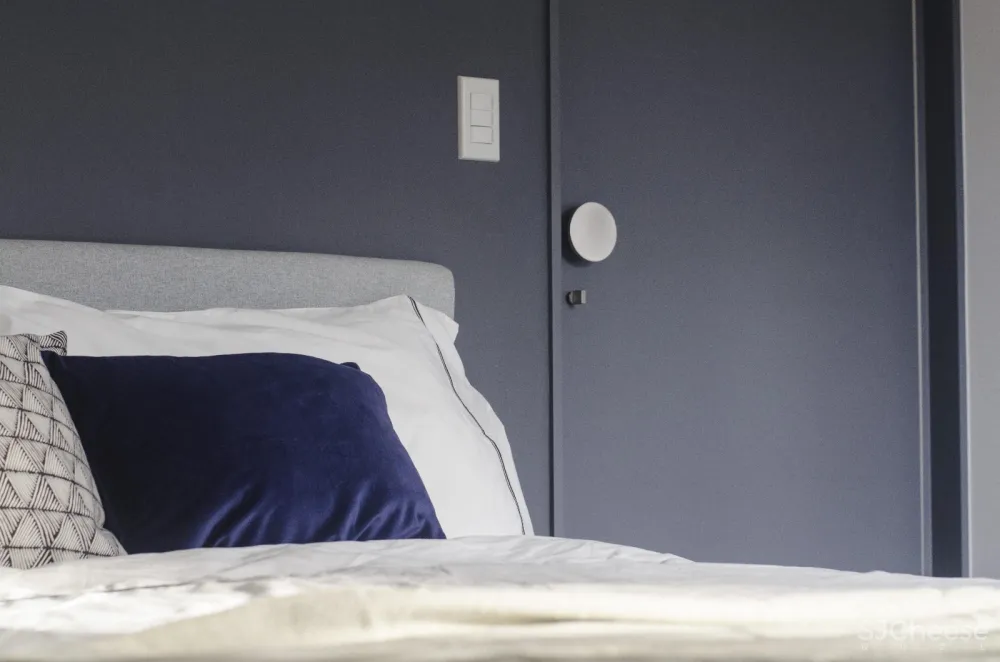 Blue in the F | 易其设计