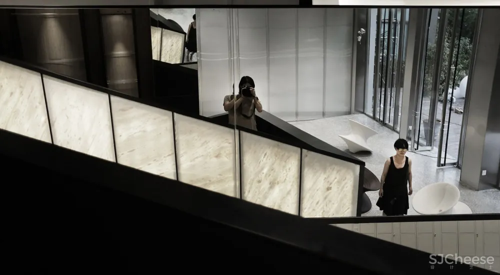 素质传播 | 杭州 维卡博造型商学院 首