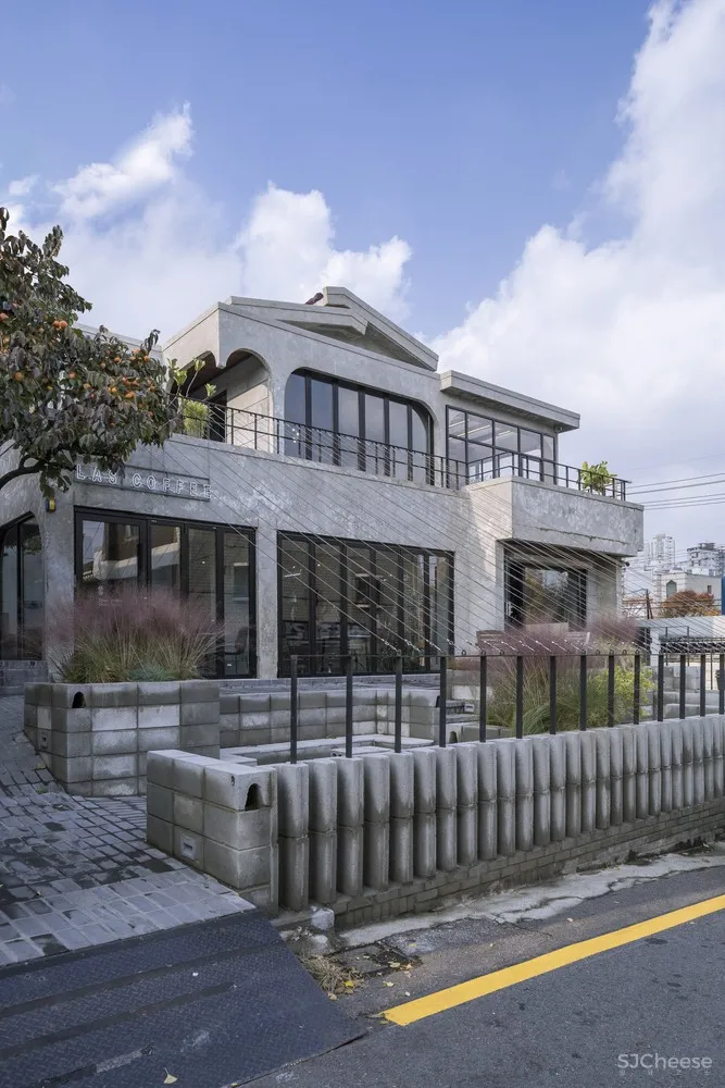 韩国仁川 LAS COFFEE / TEMP 首