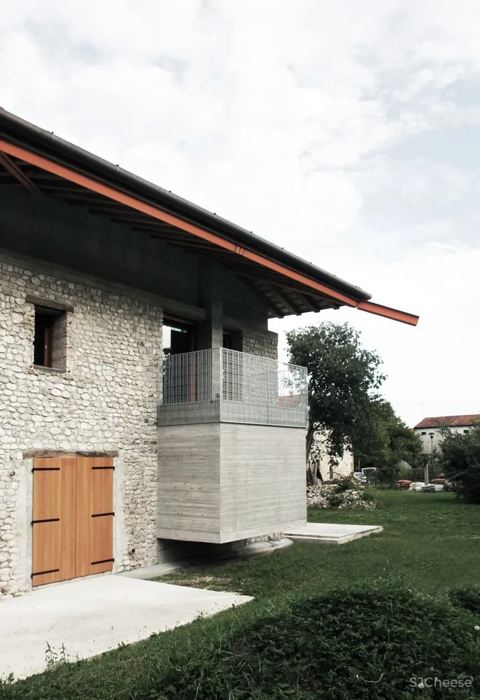 ELASTICOSPA+3 | 意大利石墙建筑 首