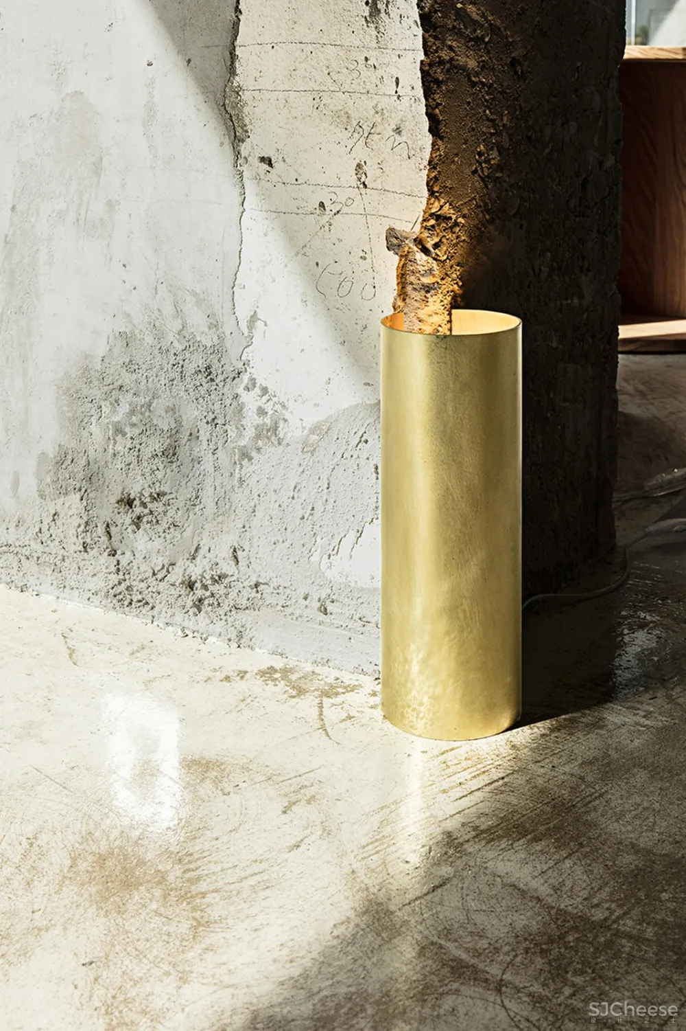 新作 | Jeonghwa Seo 首尔原始水泥工业风咖啡馆 首