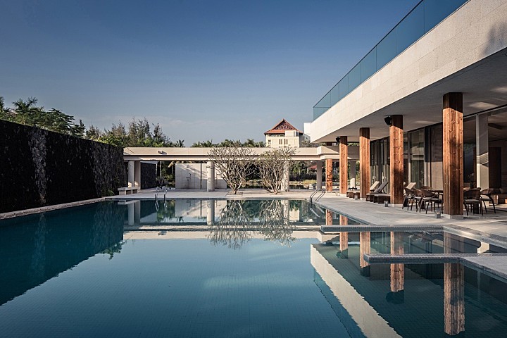 V2 Design | 三亚《关居》别墅 首