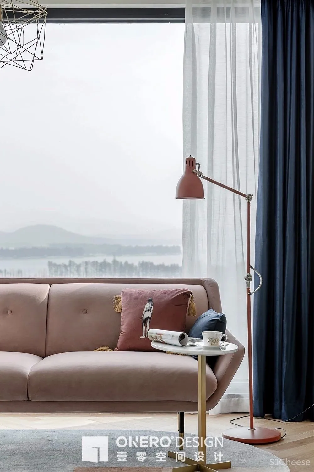 “简欧"摇身一变丨去风格化大House的摩登时髦艺术家