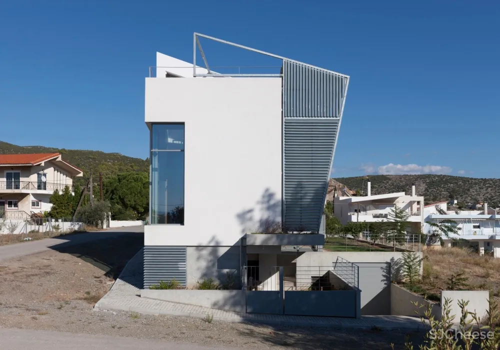 Ntovros Vasileios Architects | 俯瞰大海的希腊清新小别墅