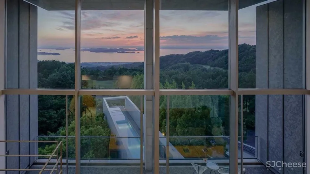 安藤忠雄,坂茂、隈研吾设计的温泉酒店,冷峻的外表却是有温度的设计