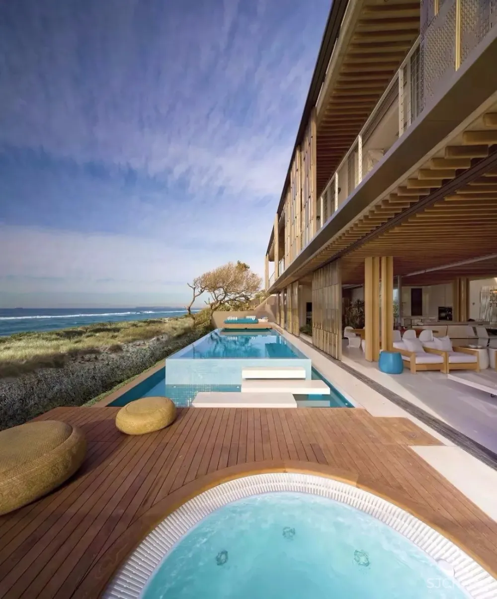 露西亚海滩别墅 | ARRCC设计