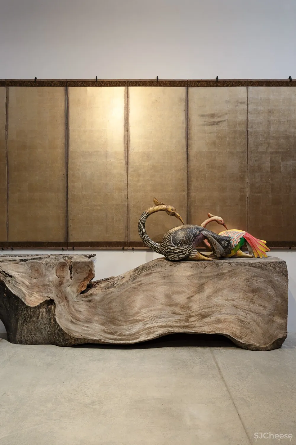 首发 | “现代零售剧场” 泰国清迈三角古玩店 首