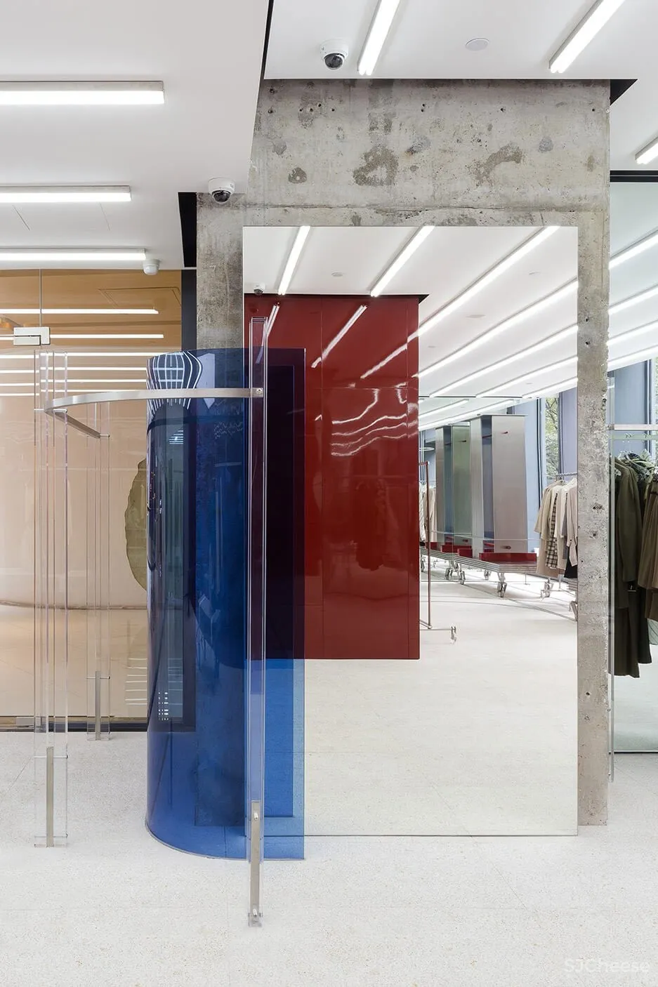 首发 | 多彩结构概念的运用 IMMI上海旗舰店 首