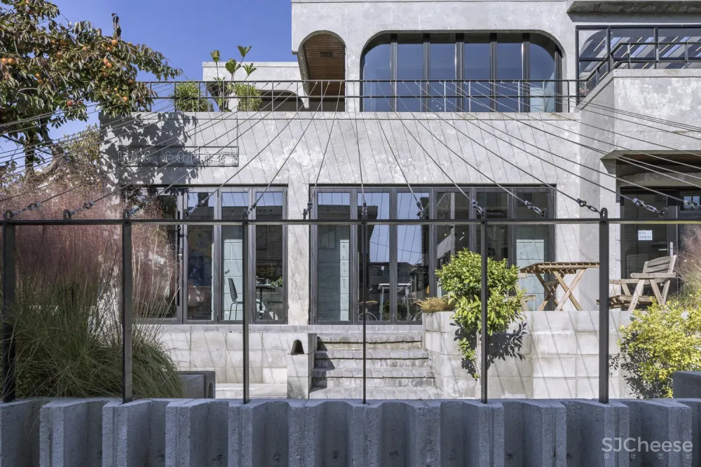 韩国仁川 LAS COFFEE / TEMP 首