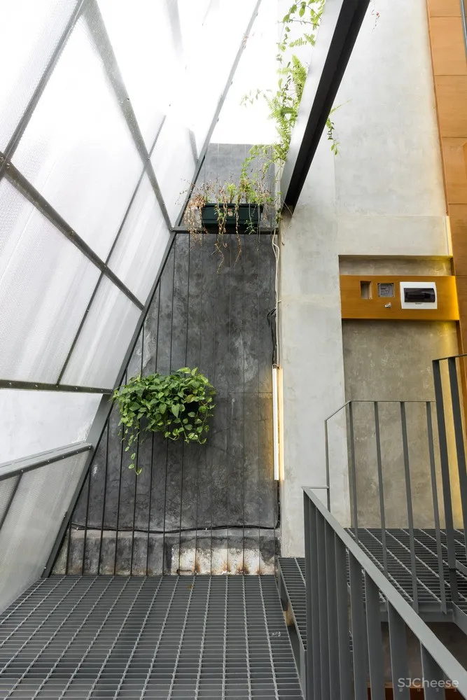 Ago Architects | 印尼家庭住宅 3500 Millimetre House