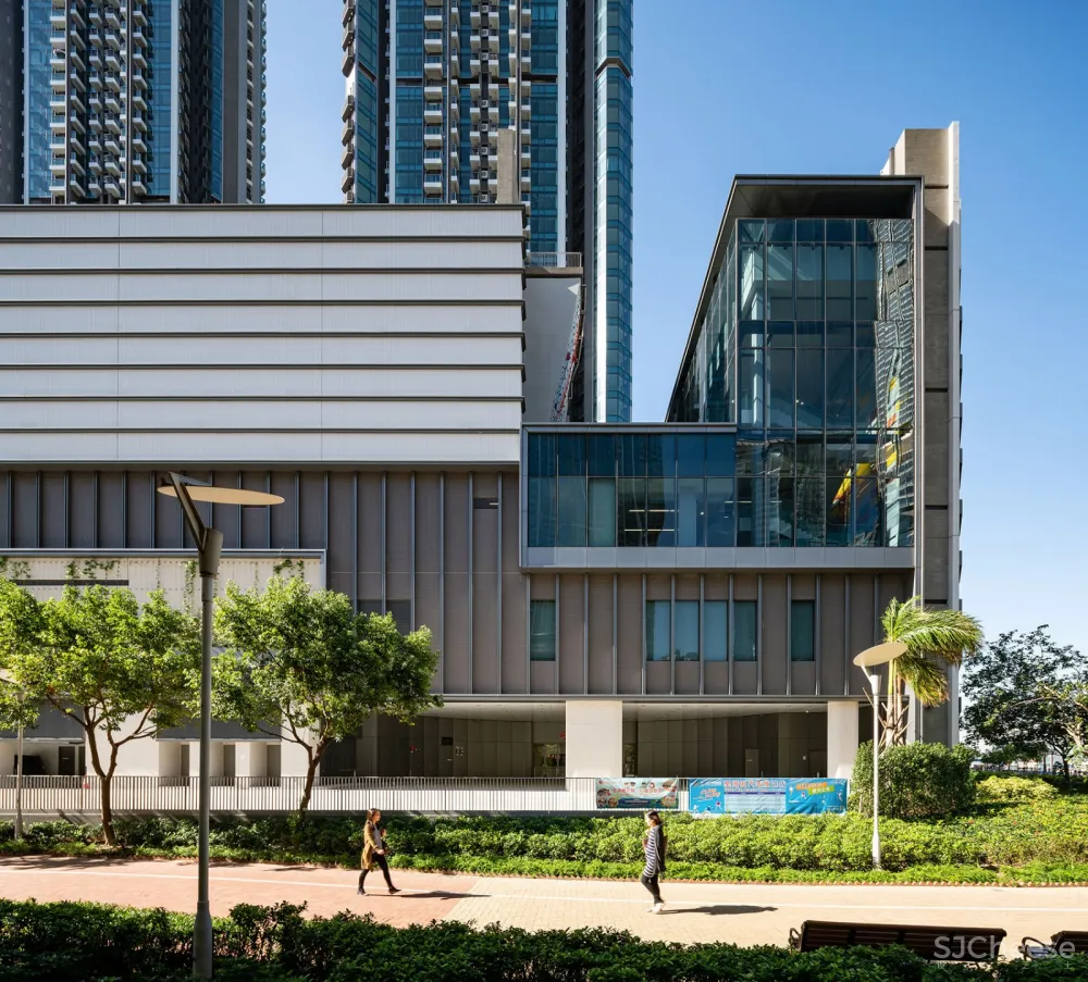 荃湾体育馆,香港 / LWK + PARTNERS