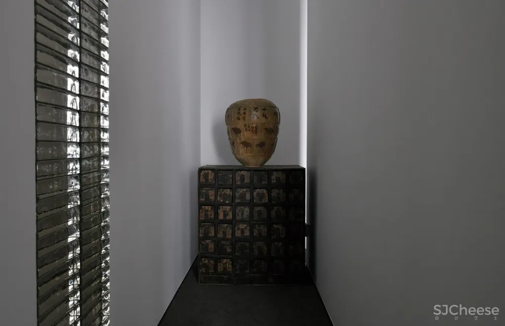 “心平气和”办公空间,福州 / 东形西见 首