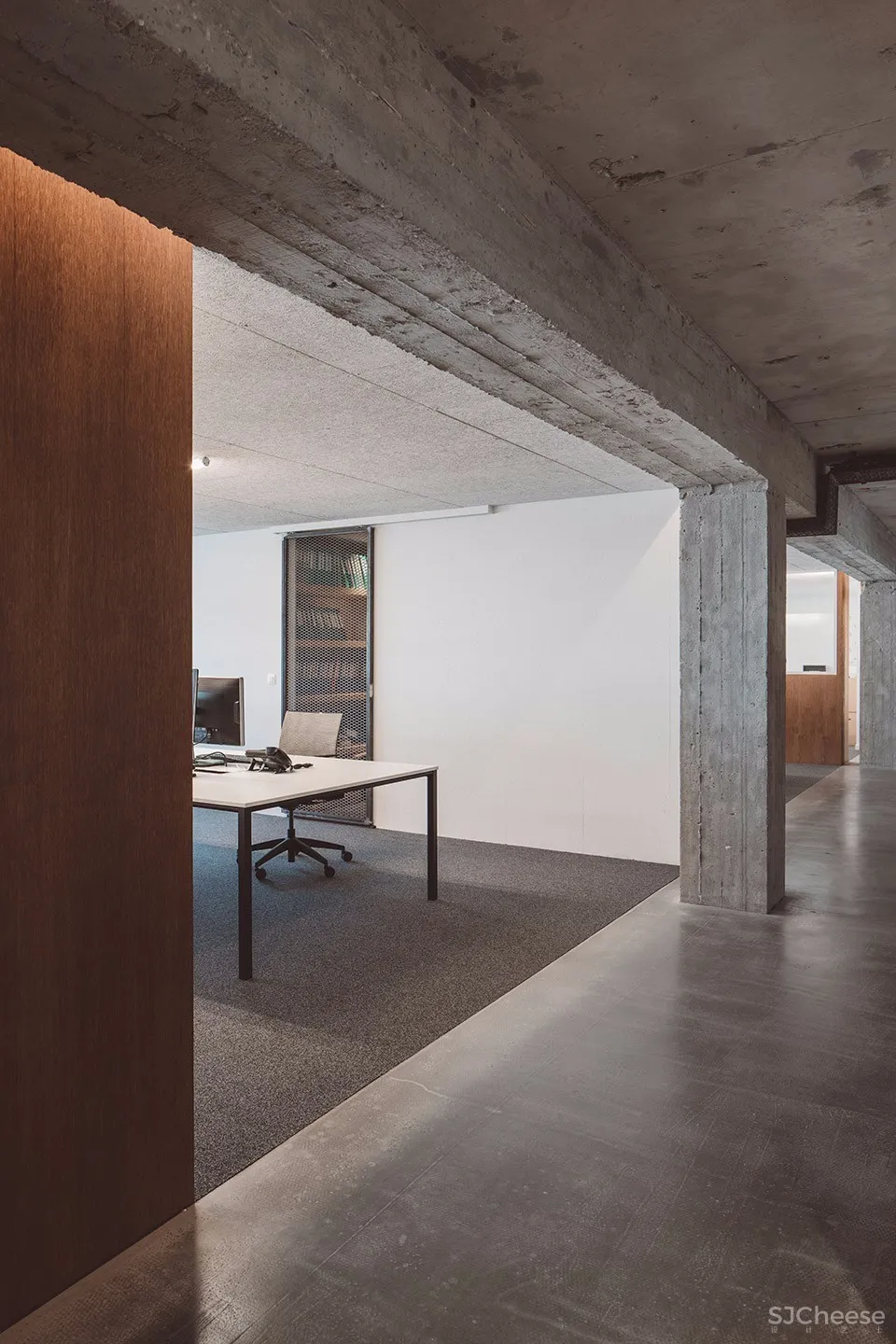 手表品牌Cronos国际办事处 | Philippe Corthout 首