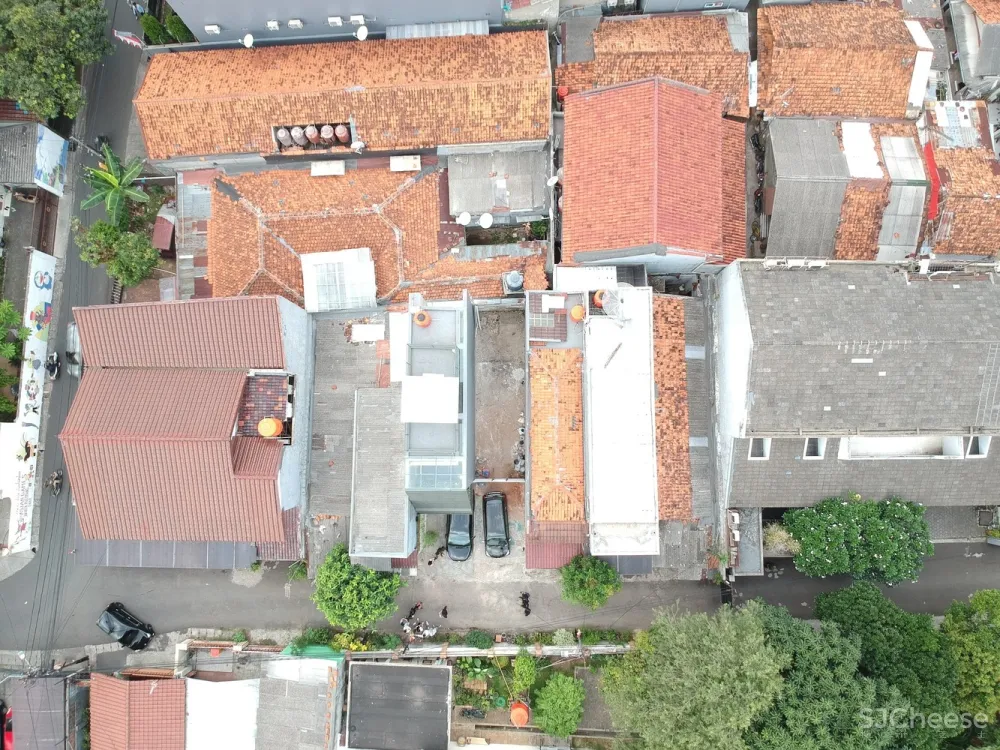 Ago Architects | 印尼家庭住宅 3500 Millimetre House