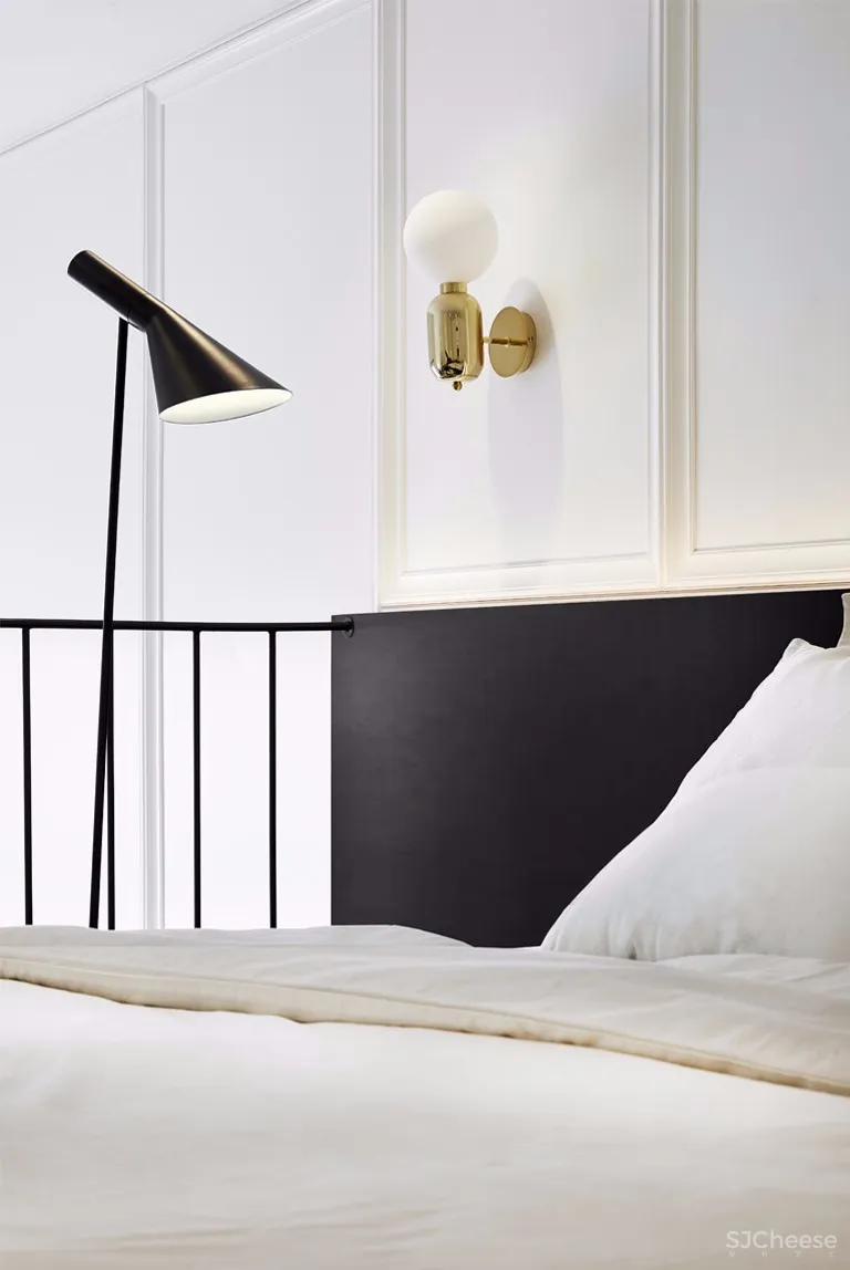 黑白复式公寓 | 目心设计