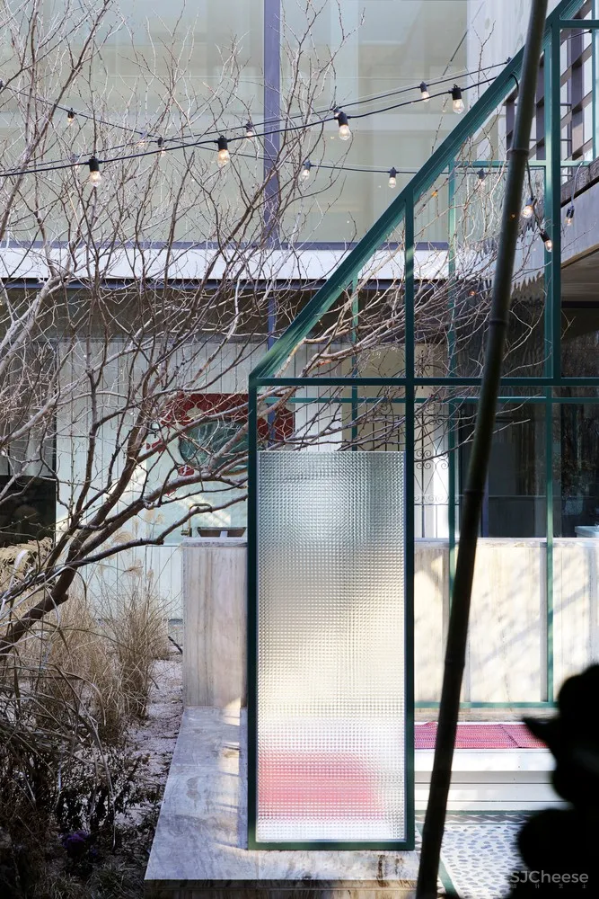 Moss Garden / studioVASE 首