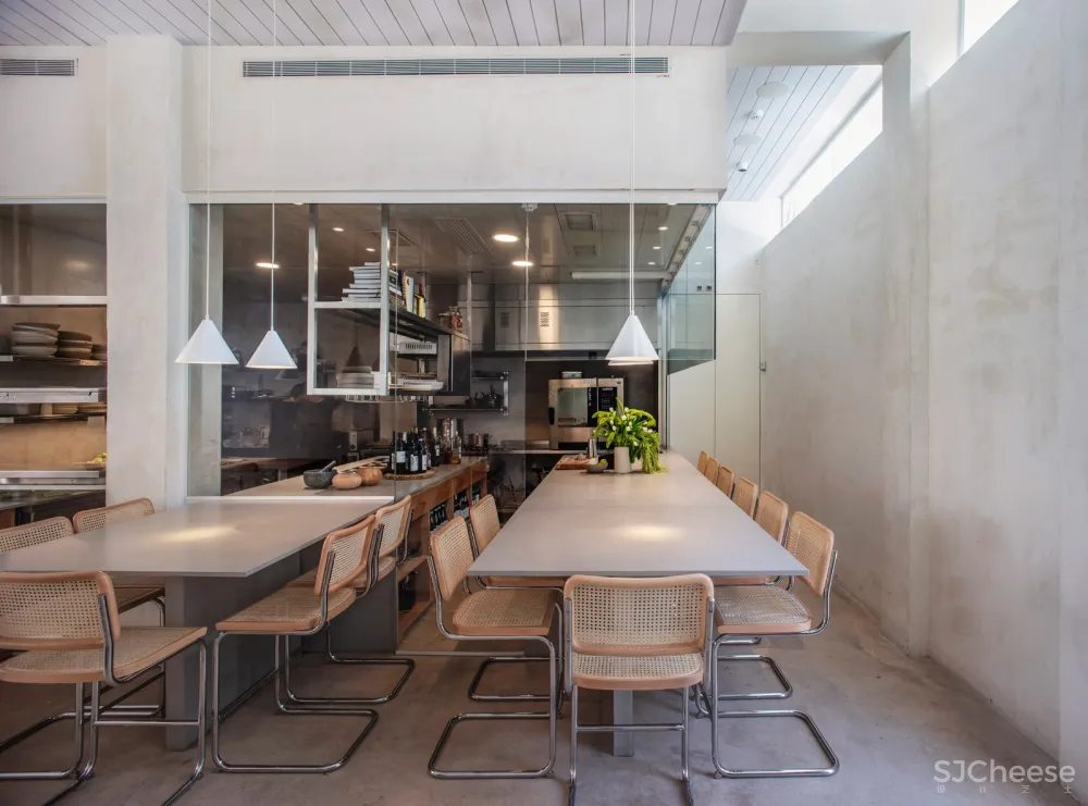 vers Kadouri新作 | 简单宁静的素食餐厅 首