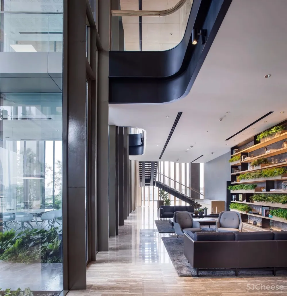 办公融合商业新形态的地标之作•曼谷Gaysorn II