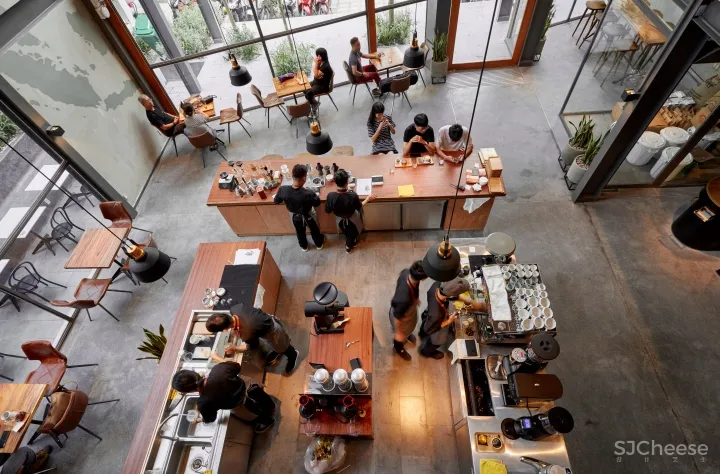 越南胡志明市复古风咖啡店 | BODC