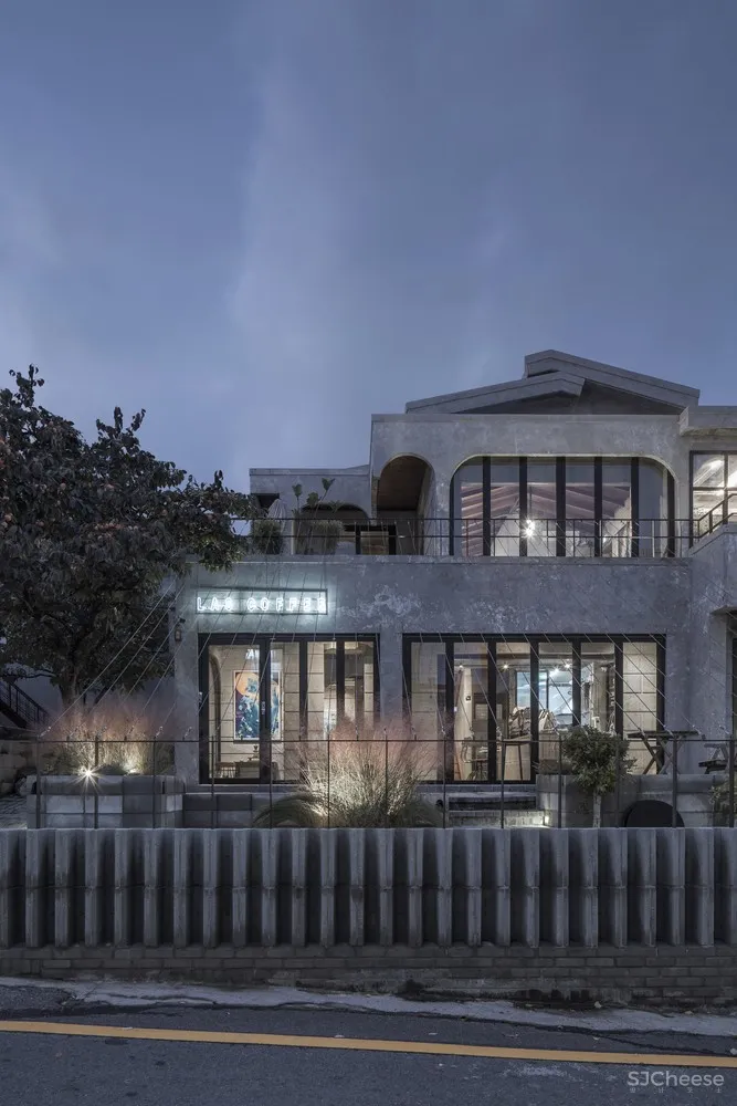 韩国仁川 LAS COFFEE / TEMP 首