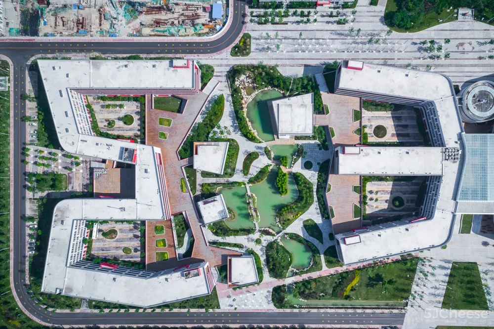 济宁海达行知学校 / 象外营造工作室