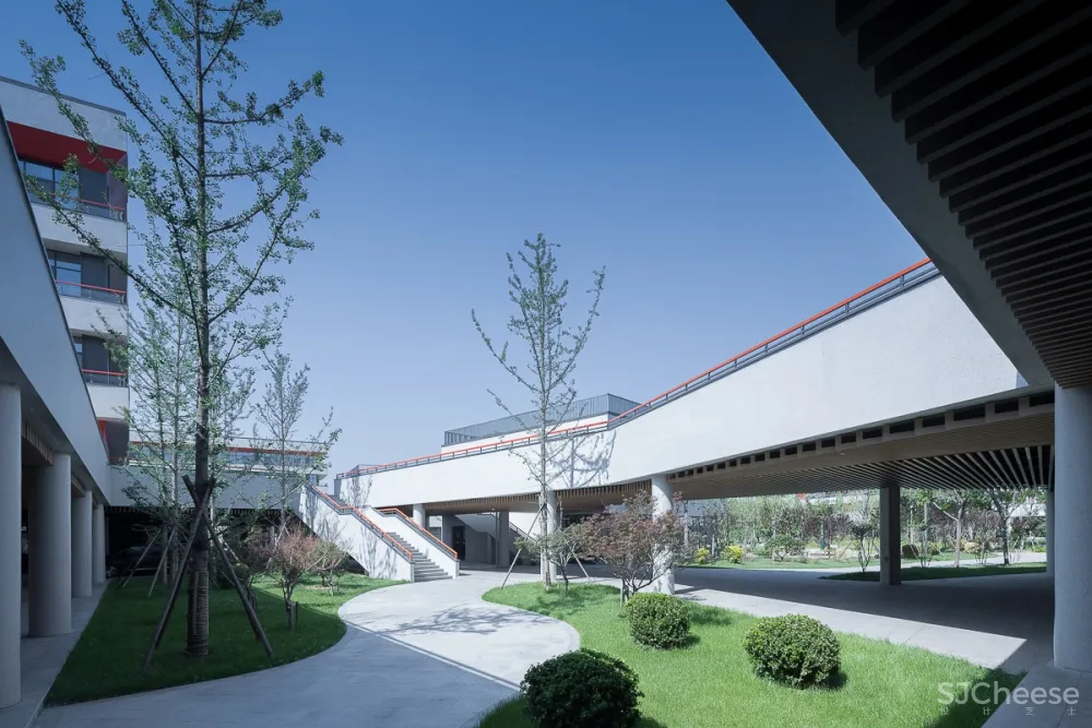 济宁海达行知学校 / 象外营造工作室