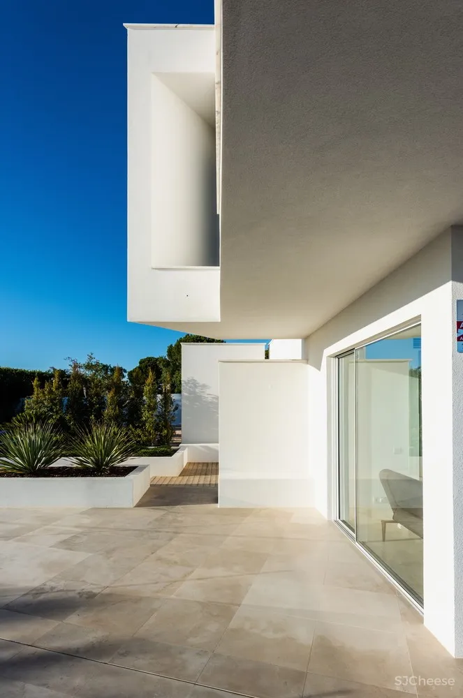 STUDIOARTE | 纯粹的地中海白色住宅 Salicos House