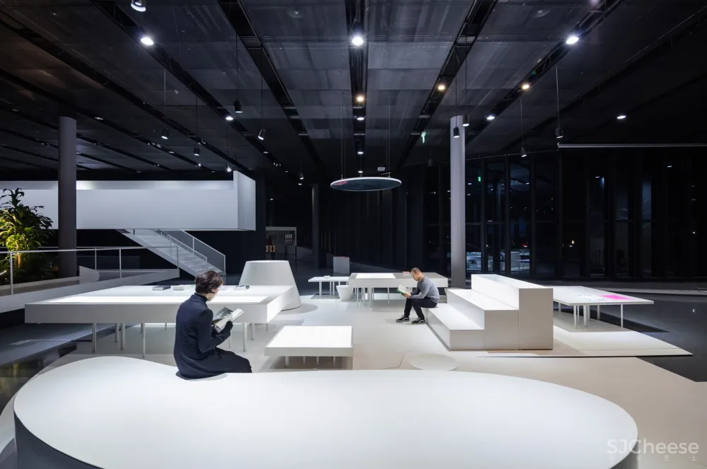 N H D M Architects | 白南准艺术中心翻新 首