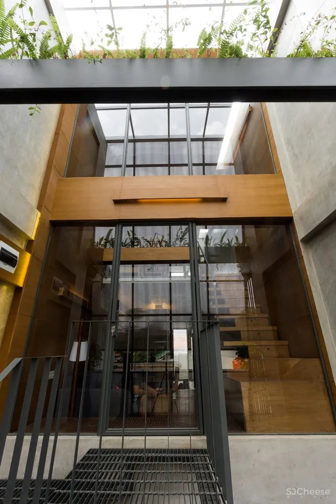 Ago Architects | 印尼家庭住宅 3500 Millimetre House