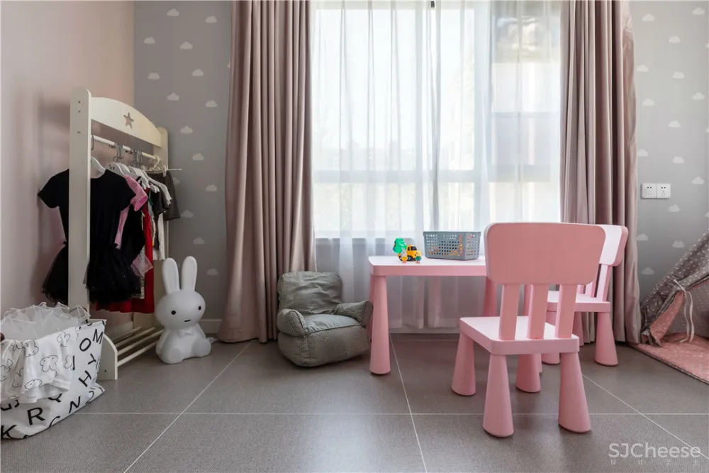 《37℃灰》将简约与高级化为一种低调的奢华 | 一品&囧家 首