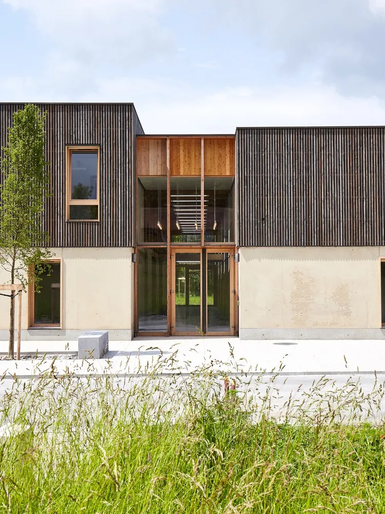 Le Cap 商务孵化基地/ Reach &Scharff Architectes+ Hors les MursArchitecture