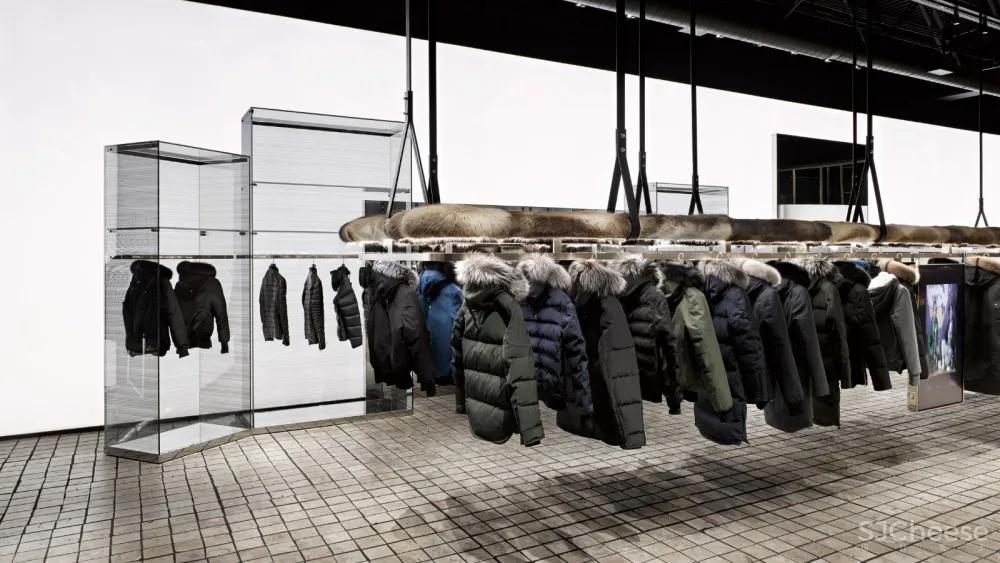 首发 | Burdifilek 唤起对寒冷冬天的记忆:多伦多驼鹿Knuckles外套旗舰店 首