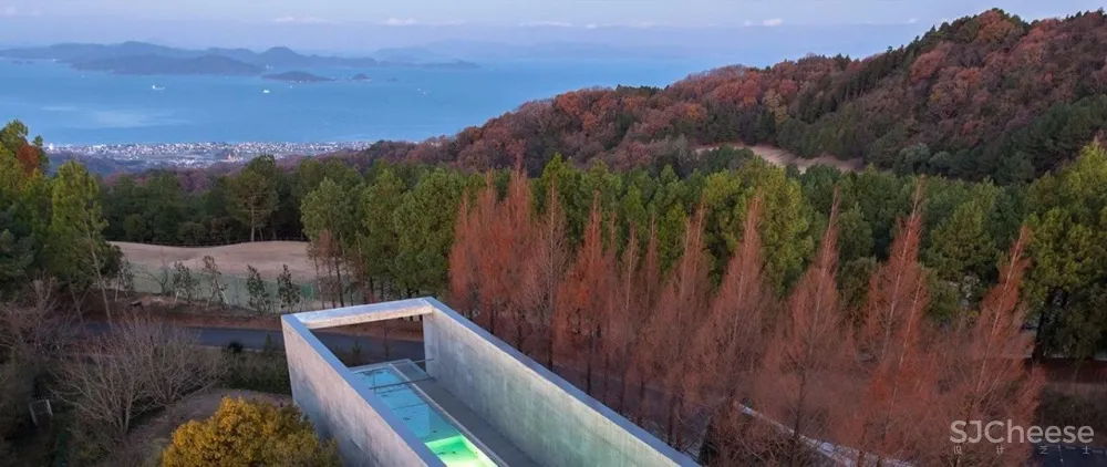 安藤忠雄,坂茂、隈研吾设计的温泉酒店,冷峻的外表却是有温度的设计