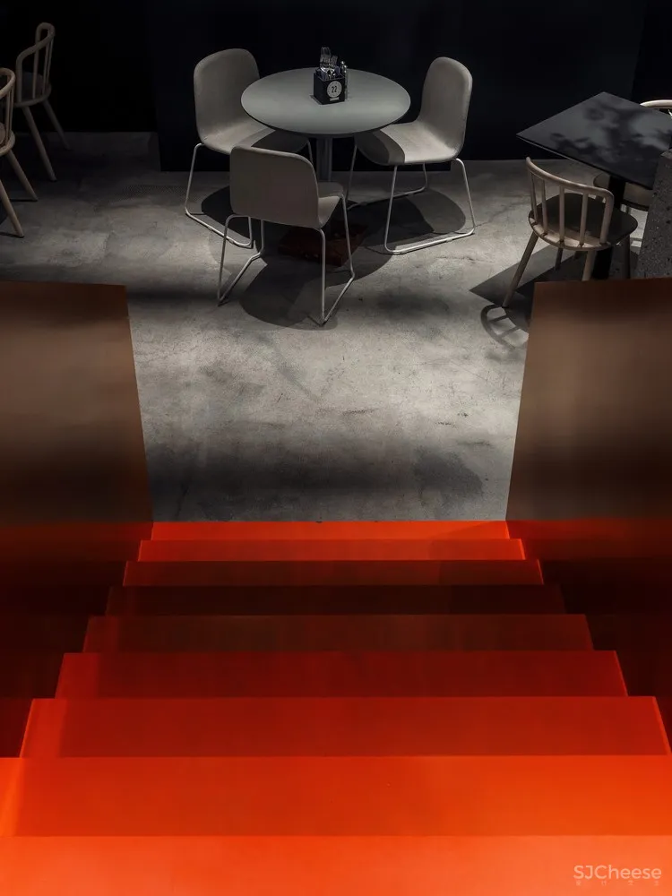 新作 | Architecture bureau DA 比萨22号餐厅 首