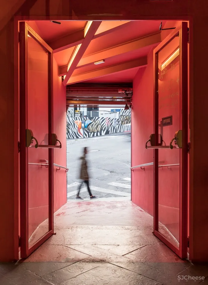 SuperLimao Studio | 圣保罗Benzina Bar酒吧