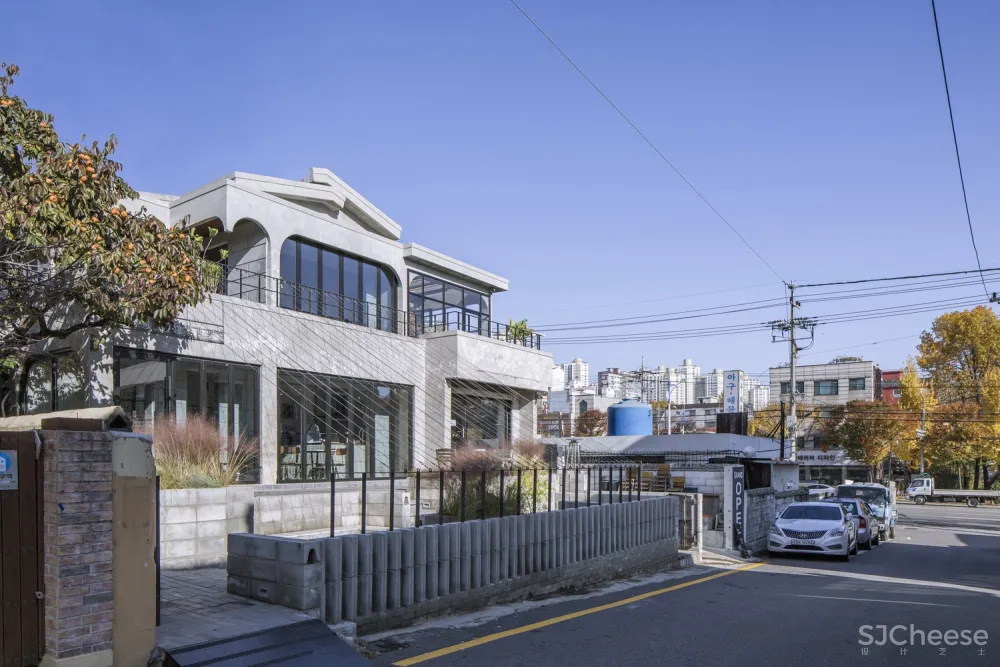 韩国仁川 LAS COFFEE / TEMP 首