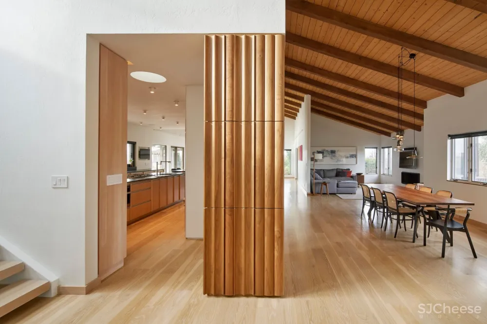 Dash Marshall | 温暖清爽的木材之家 首