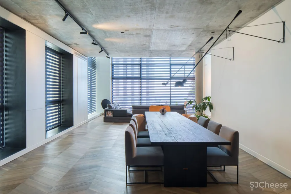 新作 | Sandra Robles Boesler 翻新巴拿马工业风公寓 首