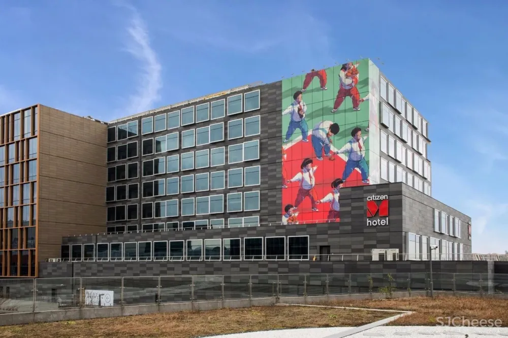 新作 | 全球最潮设计酒店Citizen M 来了,满满的艺术感,惊艳上海 首