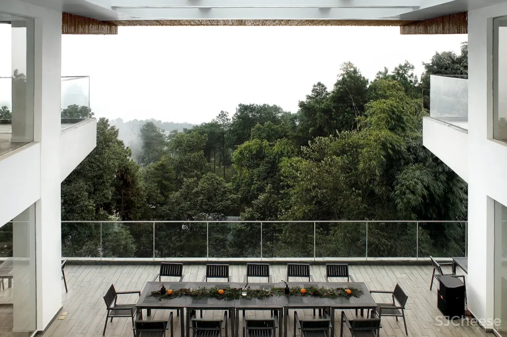 重庆南山里民宿 / 鳞见设计工作室