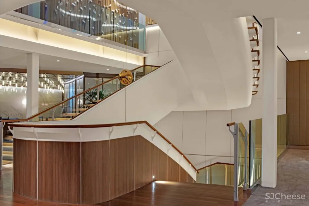 Kelly Hoppen&Jouin Manku&Tom Wright | Celebrity Edge，邮轮设计的革命