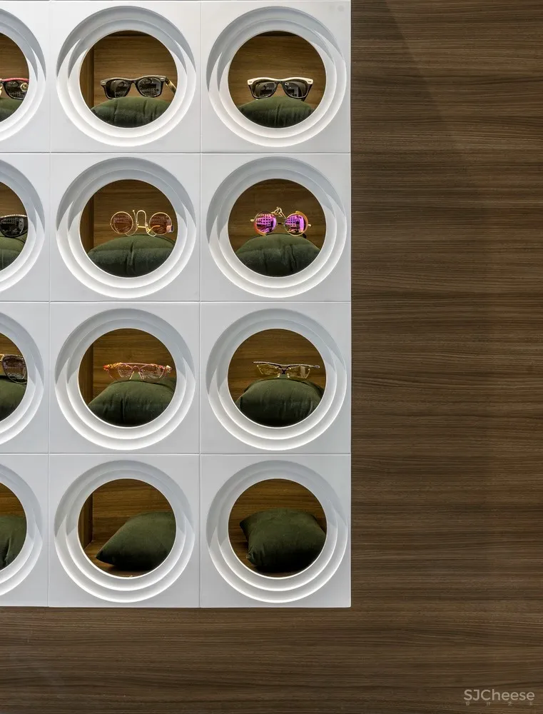 首发 | AA+A 曼谷潮流眼镜店 HUUU! Store 首