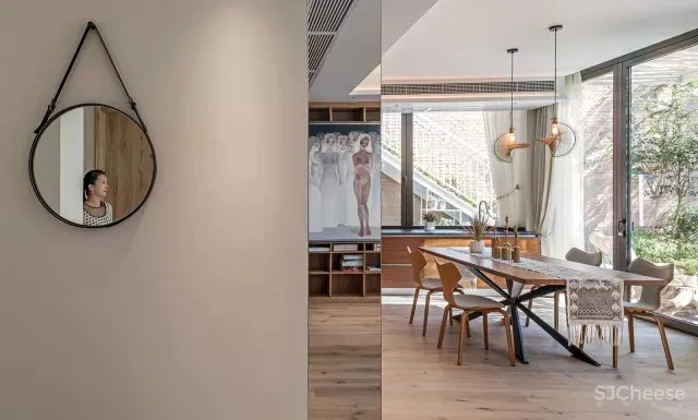 350㎡成都麓湖沉香谷别墅 | 中英致造设计事务所