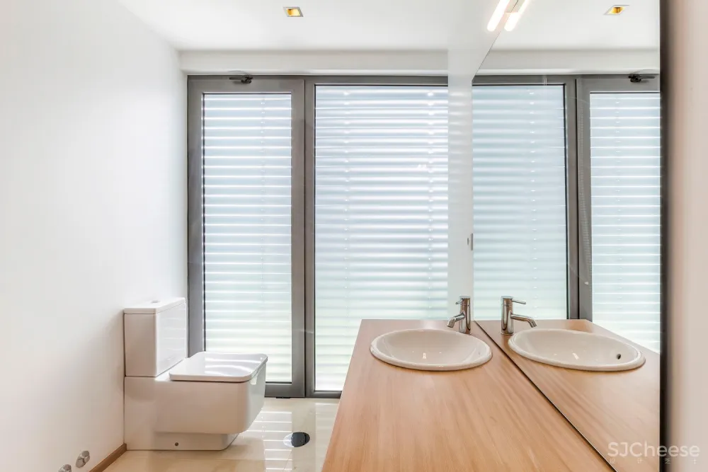 FCC Arquitectura | 葡萄牙拥有大地形区域的别墅 Campo das Paulas