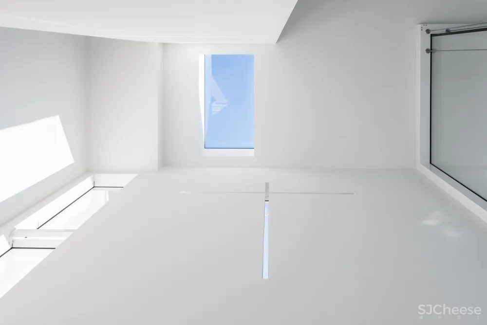 PORT | 波兰纯白教堂建筑