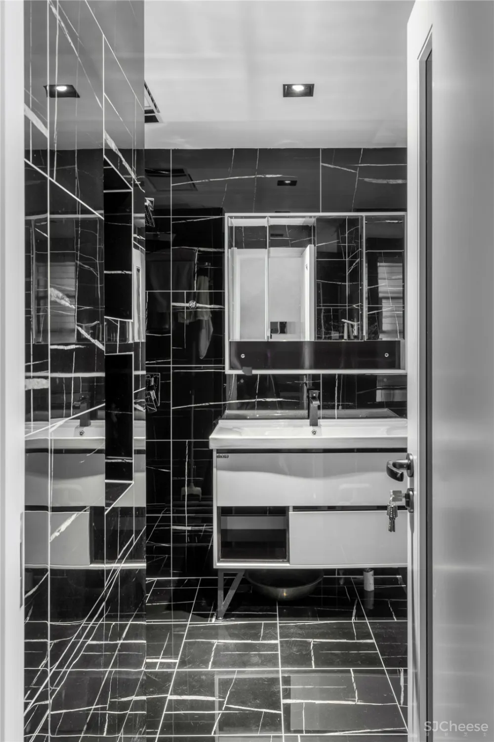 《37℃灰》将简约与高级化为一种低调的奢华 | 一品&囧家 首