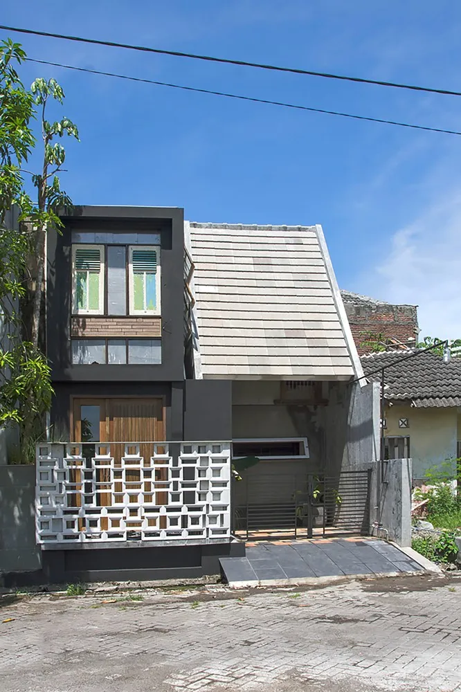 Gayuh Budi Utomo | 印尼住宅The Obsolete House