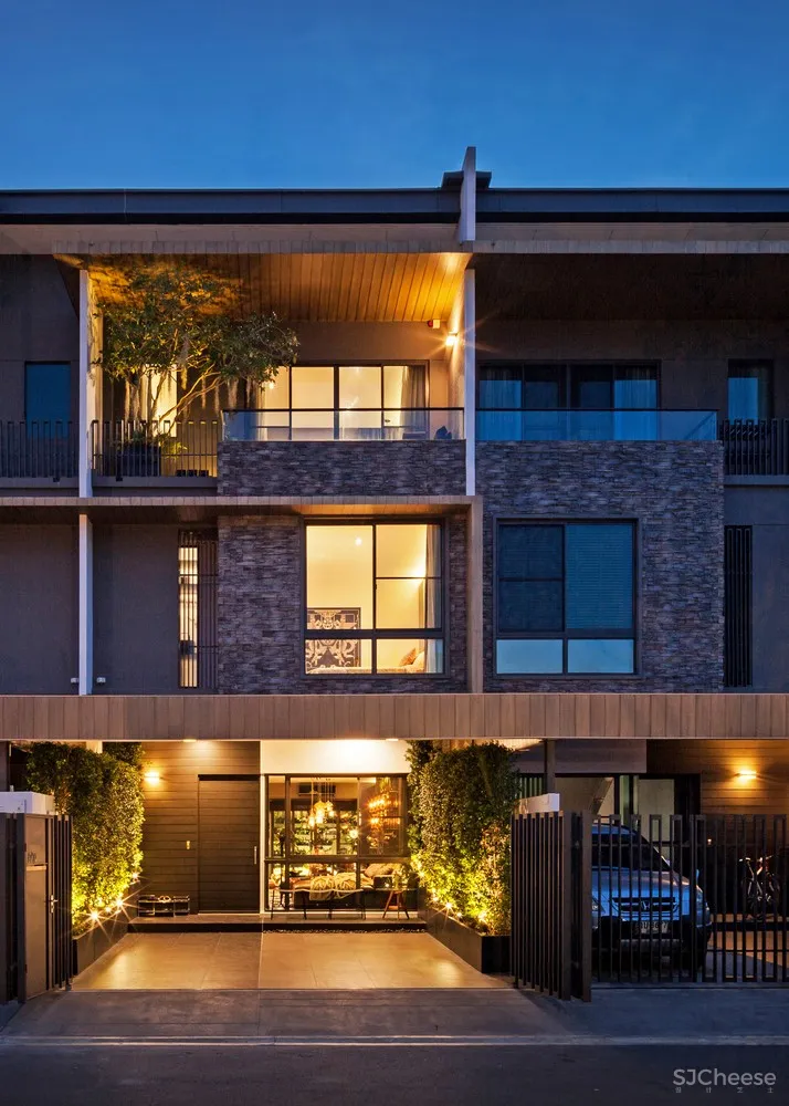 Apostrophy | 曼谷智能住宅 CASA LAWA 首