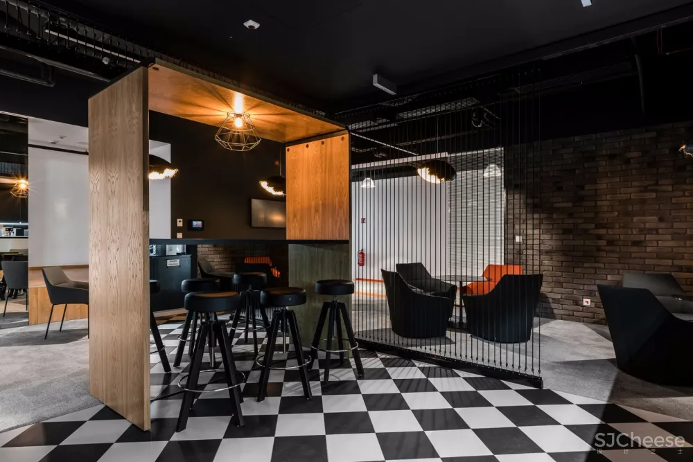 华沙DKV办公室 | MIKOMAX