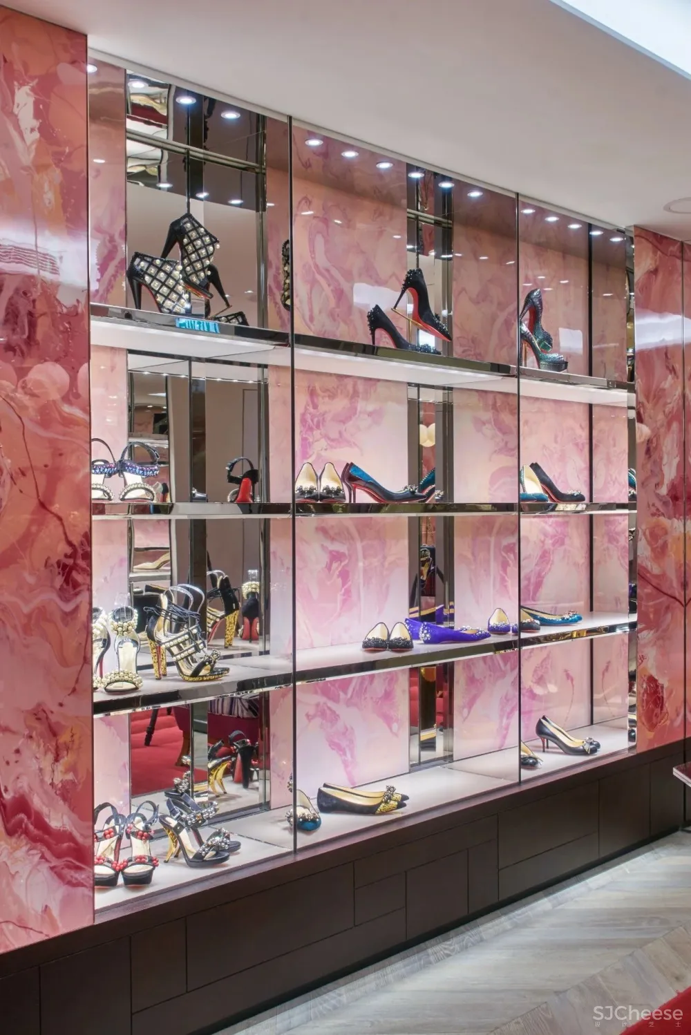 Eric Clough | Christian Louboutin御用设计师